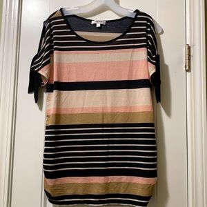 Tutta Bella Maternity top